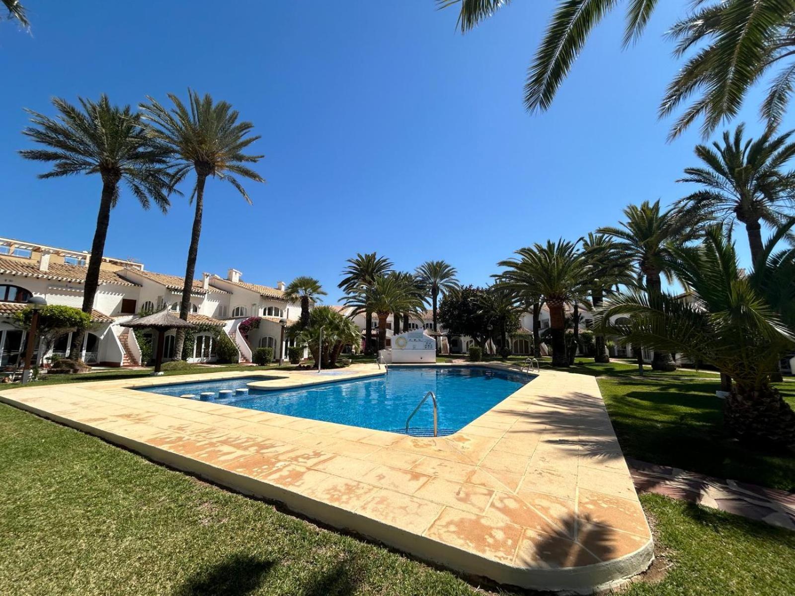Boira - Vivienda En Urbanizacion A Primera Linea De Playa Denia Eksteriør bilde