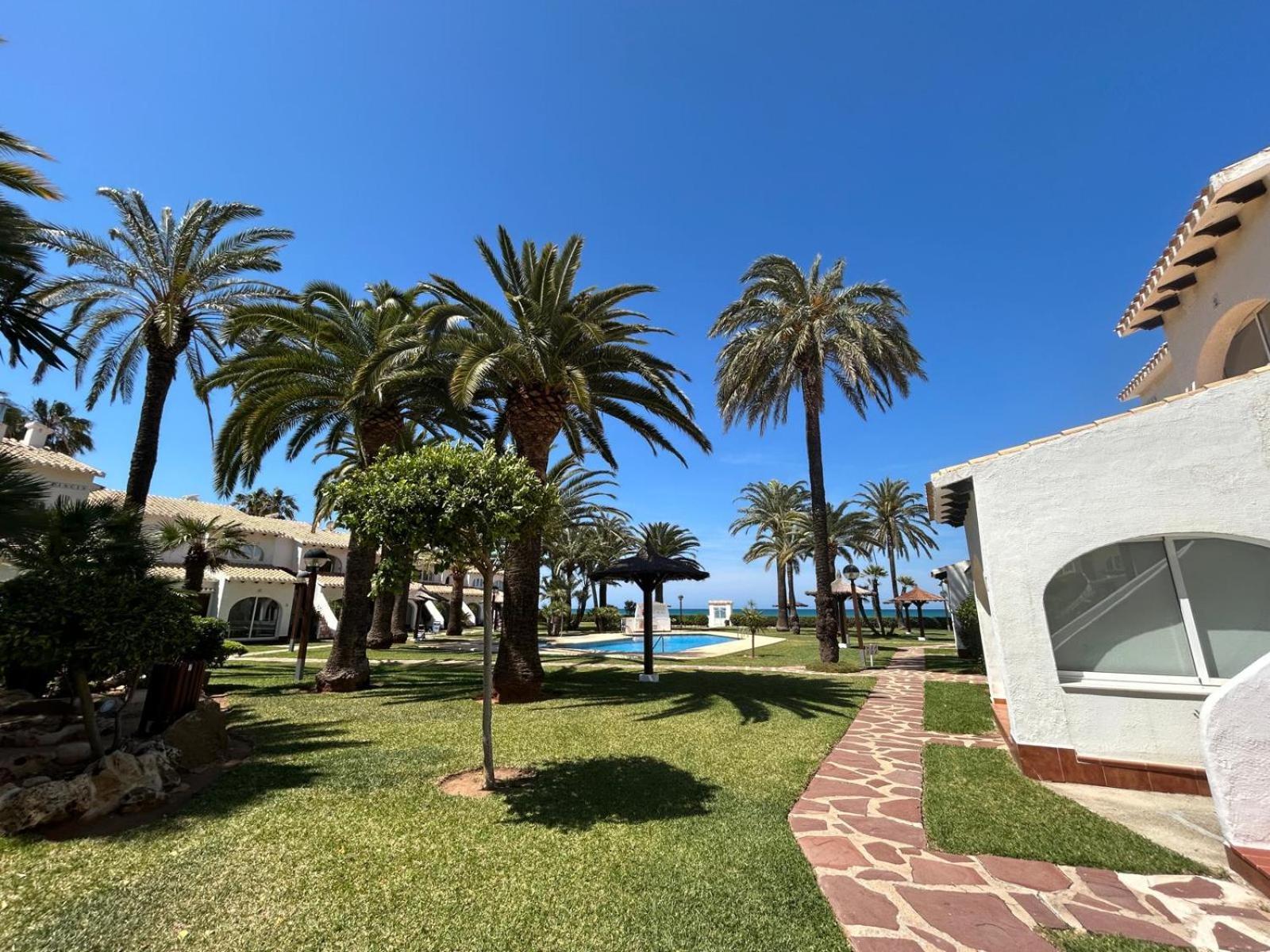 Boira - Vivienda En Urbanizacion A Primera Linea De Playa Denia Eksteriør bilde